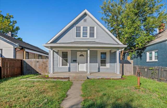 438 N Chester Ave- $1,400/mo. photos photos