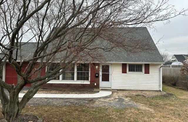 43 TOWPATH Road photos photos