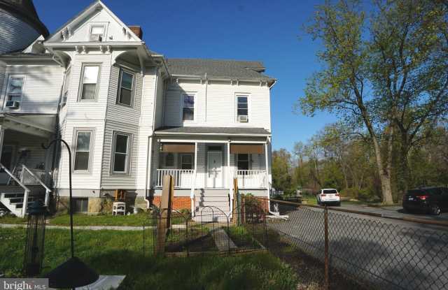 1000 EDMONDSON Avenue unit: 4 photos photos 1000 EDMONDSON Avenue unit: 4 photos photos