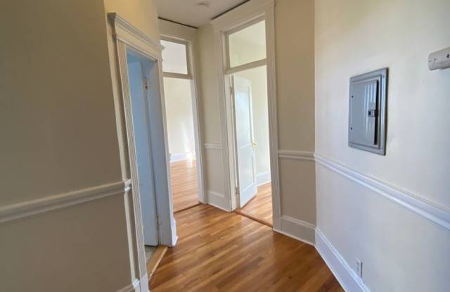 Allston 1 bed split available Now photos photos