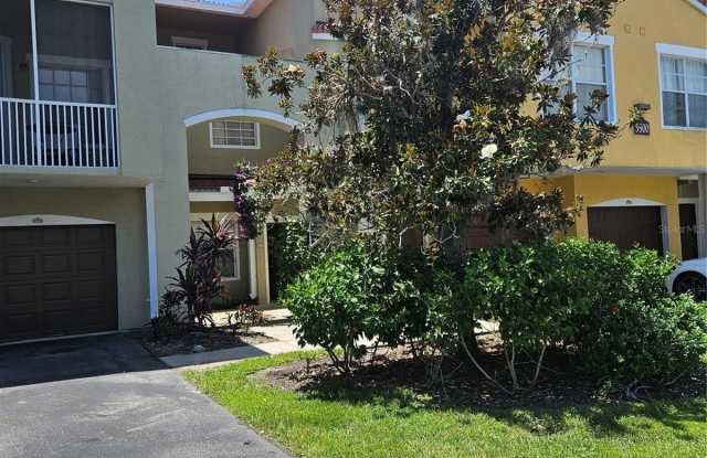 5500 BENTGRASS DRIVE photos photos