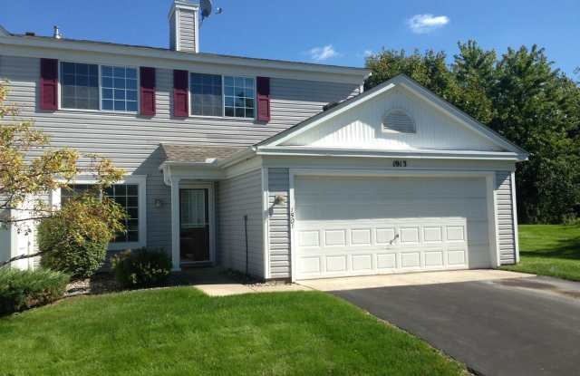 Updated 2 Br / 2 Ba End Unit TH w/ 2-Car Garage in Burnsville! photos photos