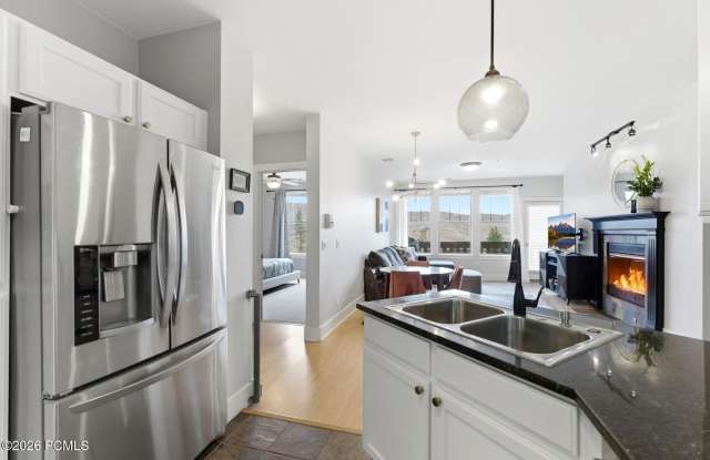 8231 Meadowview Court Gallery 4