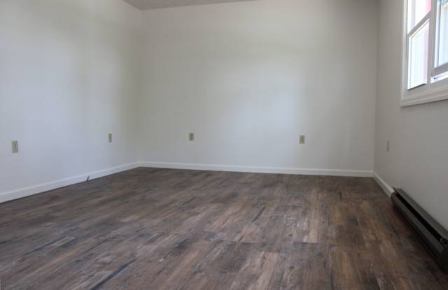 Spacious Two Bedroom Apartment Gallery 4