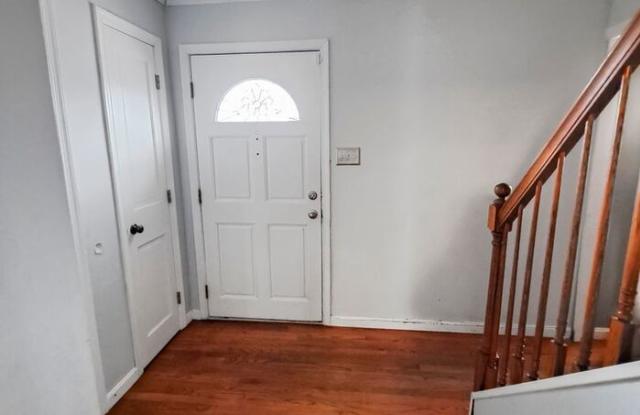 52 Garner Avenue Gallery 4