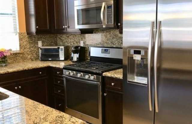 1883 Aquamarine Ct Unit #1 Gallery 4
