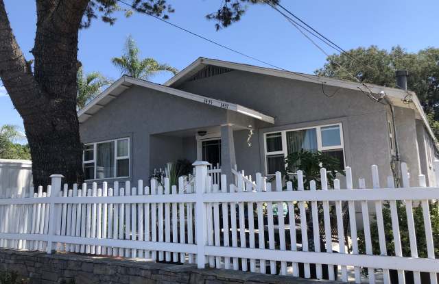 3435 Helix St photos photos