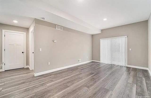 1251 E Woodward Heights Boulevard Gallery 4