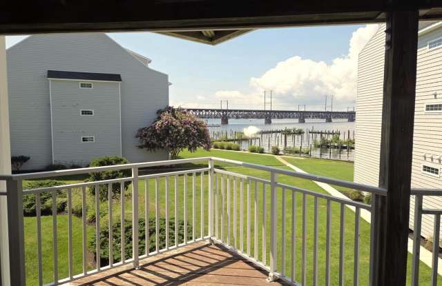 12-B OWENS LANDING Court Gallery 3