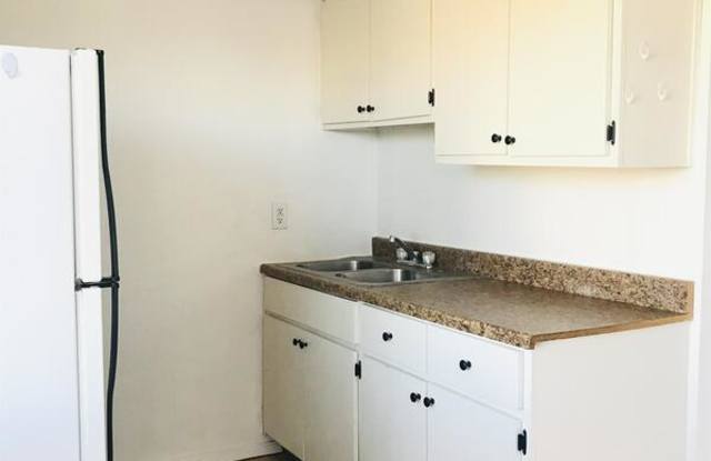 4512 Arlen Avenue - Apt A Gallery 2