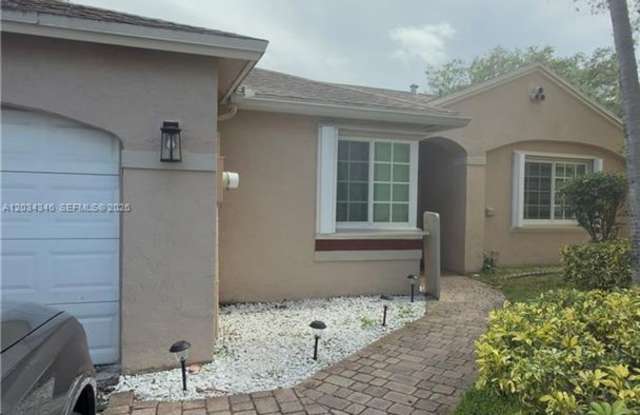 11727 NW 12TH ST #11727 PEMBROKE PINES, FL 33026 photos photos 11727 NW 12TH ST #11727 PEMBROKE PINES, FL 33026 photos photos