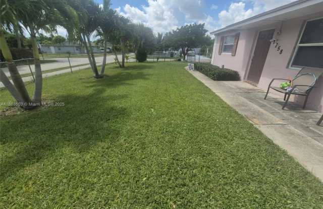 7756 Washington Ave photos photos
