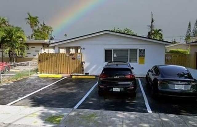 622 NE 6th St photos photos