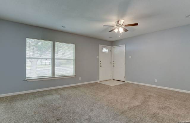 COZY 3-BEDROOM HOME IN KIRBY Gallery 3