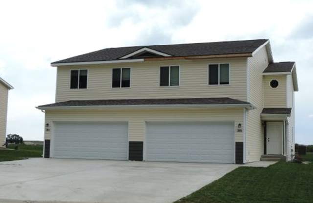 Beautiful 3bedroom 2 bath townhouse FOR SALE in Tioga,ND photos photos