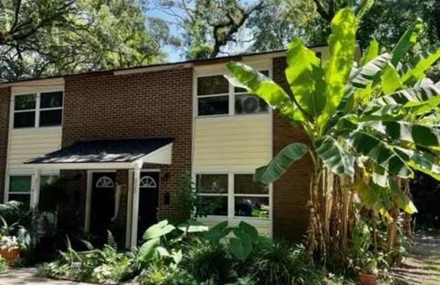 325 Tall Oak Avenue photos photos
