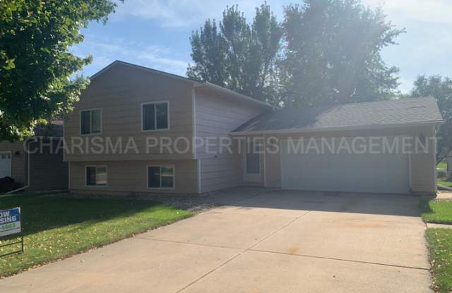 SPACIOUS 3 BD 2 BA HOUSE ON SOUTHEAST SIDE OF SIOUX FALLS photos photos SPACIOUS 3 BD 2 BA HOUSE ON SOUTHEAST SIDE OF SIOUX FALLS photos photos
