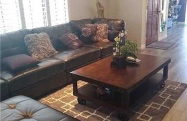 2540 Orangewood Place Gallery 4