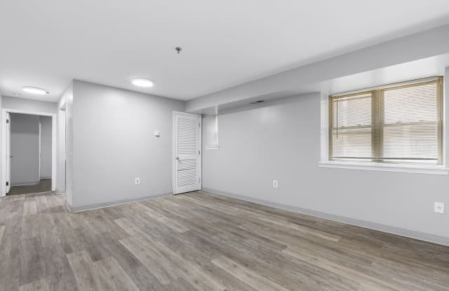 Edgewood Apartments Gallery 2