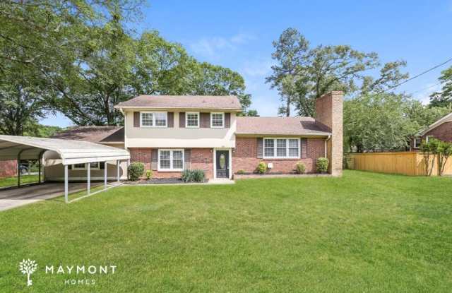 305 Maple Drive - 305 Maple Drive, Mauldin, SC 29662