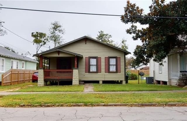 638 Cleveland Street - 638 Cleveland Street, Lake Charles, LA 70601