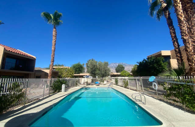Palm Springs 3 br 3 bth on Golf Course photos photos
