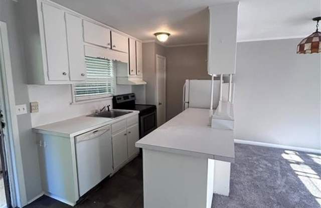 3200 Rockport Court Gallery 4