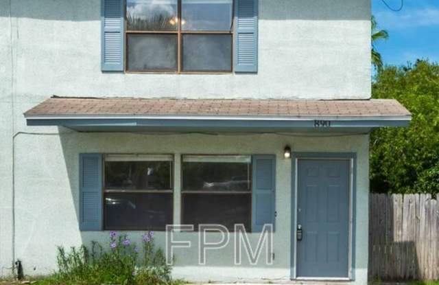 890 Hibiscus St photos photos