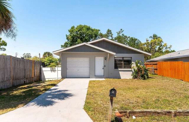 Pet Friendly - Sarasota 3 Bedroom Home photos photos