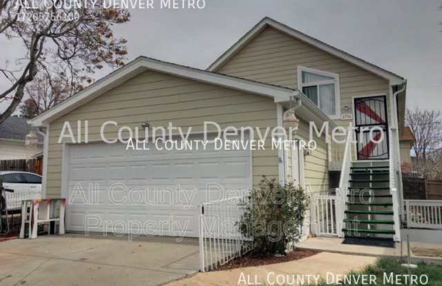 2736 Fenton Street photos photos