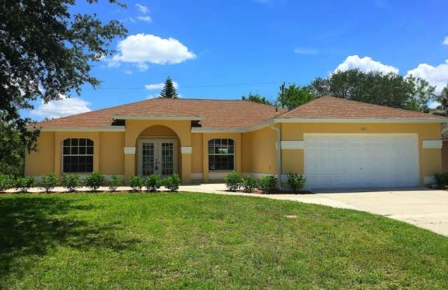 1707 SE 8th Place - 1707 Southeast 8th Place, Cape Coral, FL 33990