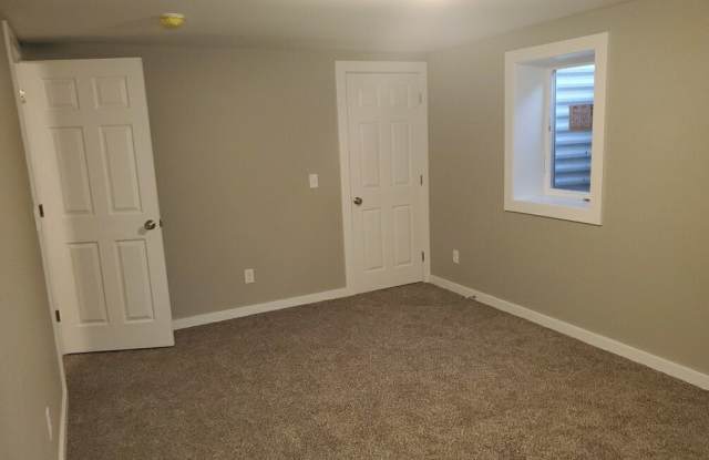 2211 Golden Blvd - 2211 Golden Boulevard, Billings, MT 59102