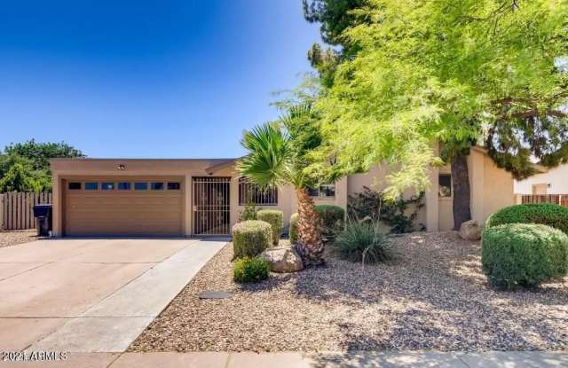 7767 E Rose Lane - 7767 East Rose Lane, Scottsdale, AZ 85250