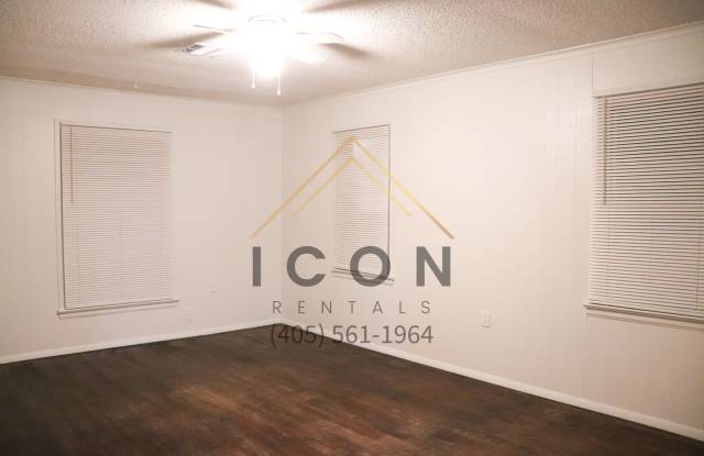 1108 West Warren Street Gallery 4