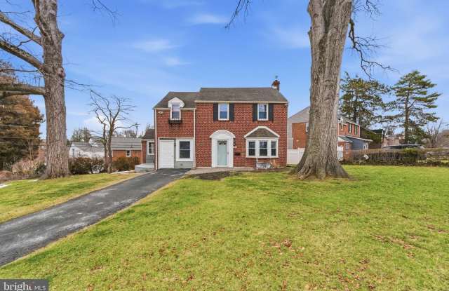 181 FRIENDSHIP Road photos photos