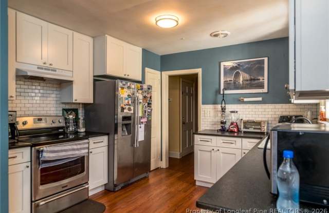 2718 Morganton Road Gallery 3