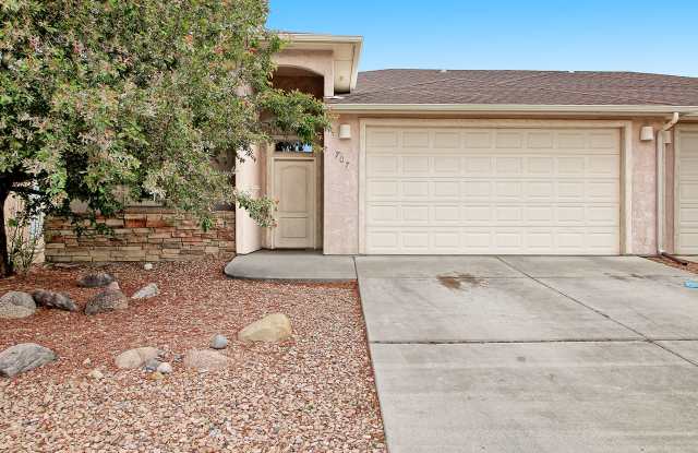 707 Spanish Trail Dr Gallery 2