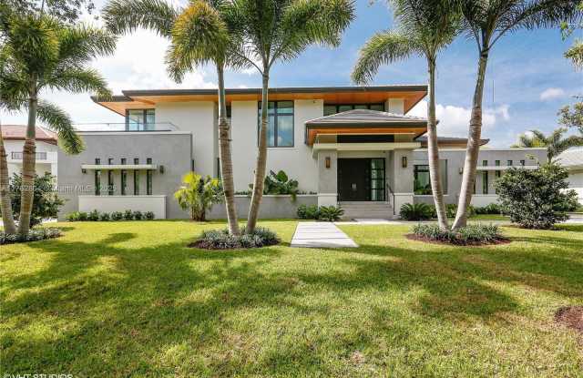 7015 Mira Flores Ave photos photos