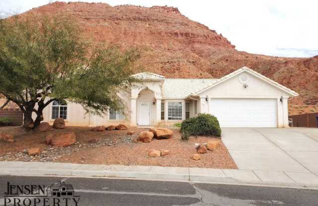 Home in Ivins-RV Parking Gallery 3