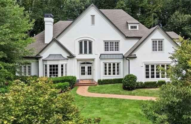 455 Laurel Chase Court Gallery 2