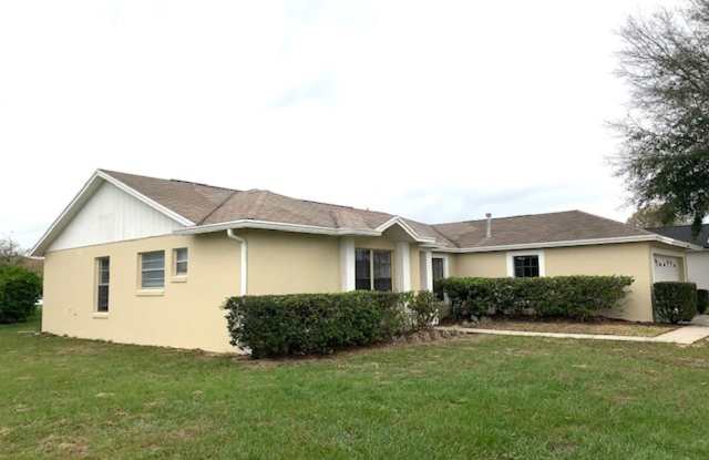 Home For Rent - 1140 Zachary Ridge Court, Four Corners, FL 34747
