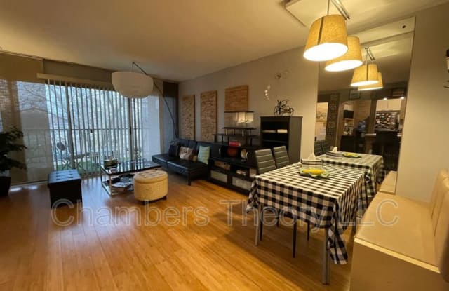 5 Canterbury Sq - 5 Canterbury Square, Alexandria, VA 22304