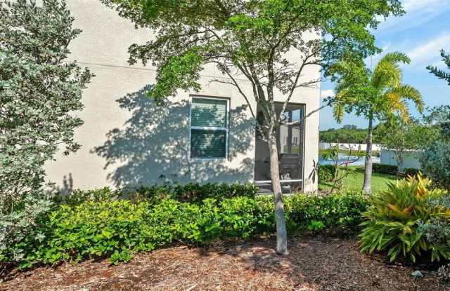 499 53RD AVENUE N Gallery 4