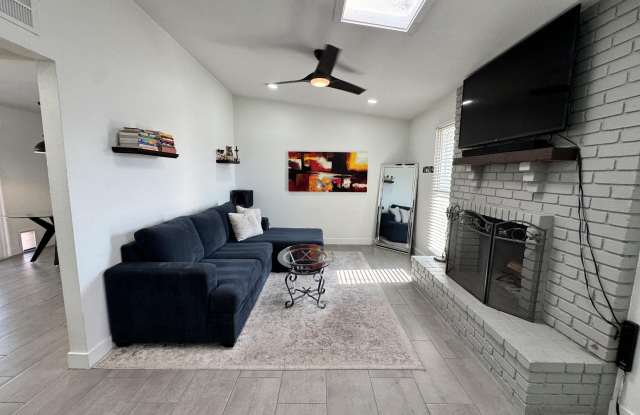12453 N 29th Avenue Gallery 2