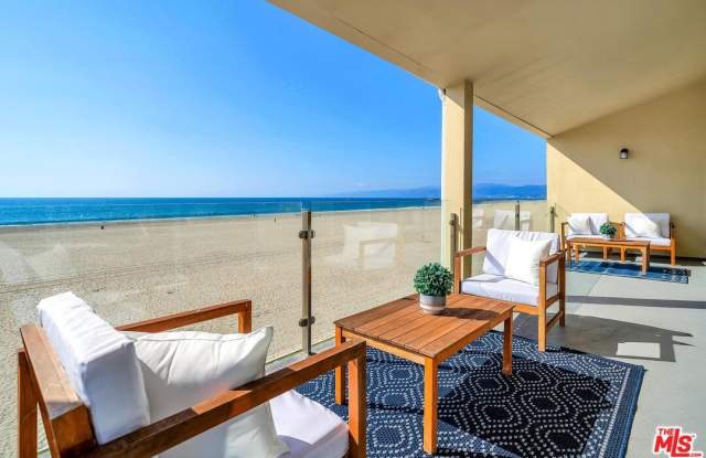 4 Lighthouse St unit: 13 photos photos