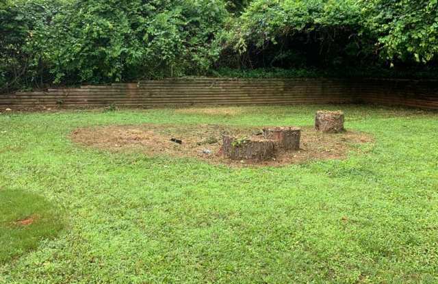 Tons of space and room to entertain!! Open House Available Saturday 10/25/25 @ 1:30PM until 2:00Pm photos photos Tons of space and room to entertain!! Open House Available Saturday 10/25/25 @ 1:30PM until 2:00Pm photos photos