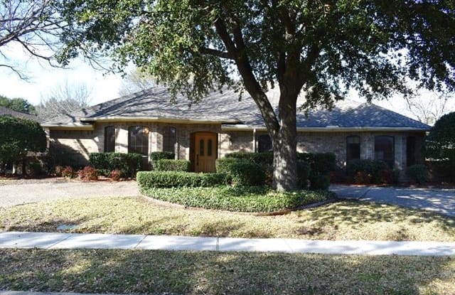 1707 Chestnut Hill Lane - 1707 Chestnut Hill Lane, Richardson, TX 75082