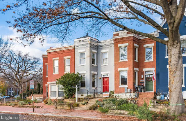 1436 E Street SE - 1436 E Street Southeast, Washington, DC 20003
