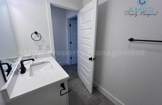 New Beginnings Start at AMRR - Gorgeous 3 Bedroom In Webb City! Gallery 3