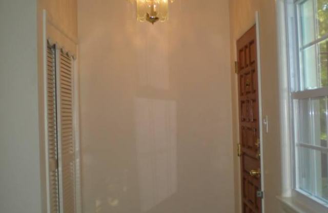 612 BLICK DRIVE Gallery 2